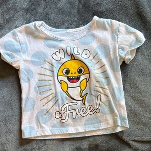 Kids Baby Shark Graphic Tee - White and Gold